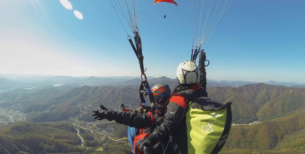 Paragliding