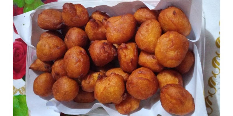 “Pahadi Gulgula, deep-fried sweet dumplings from Uttarakhand”