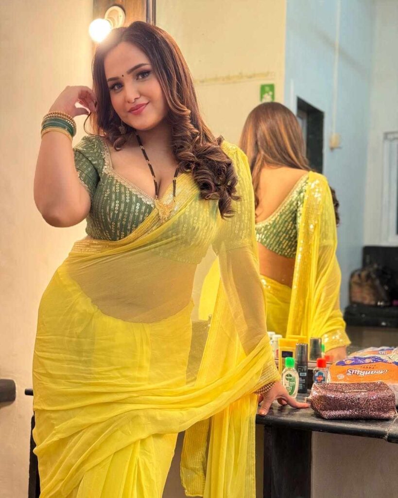 Aliya Naaz posing for a professional portrait photoshoot