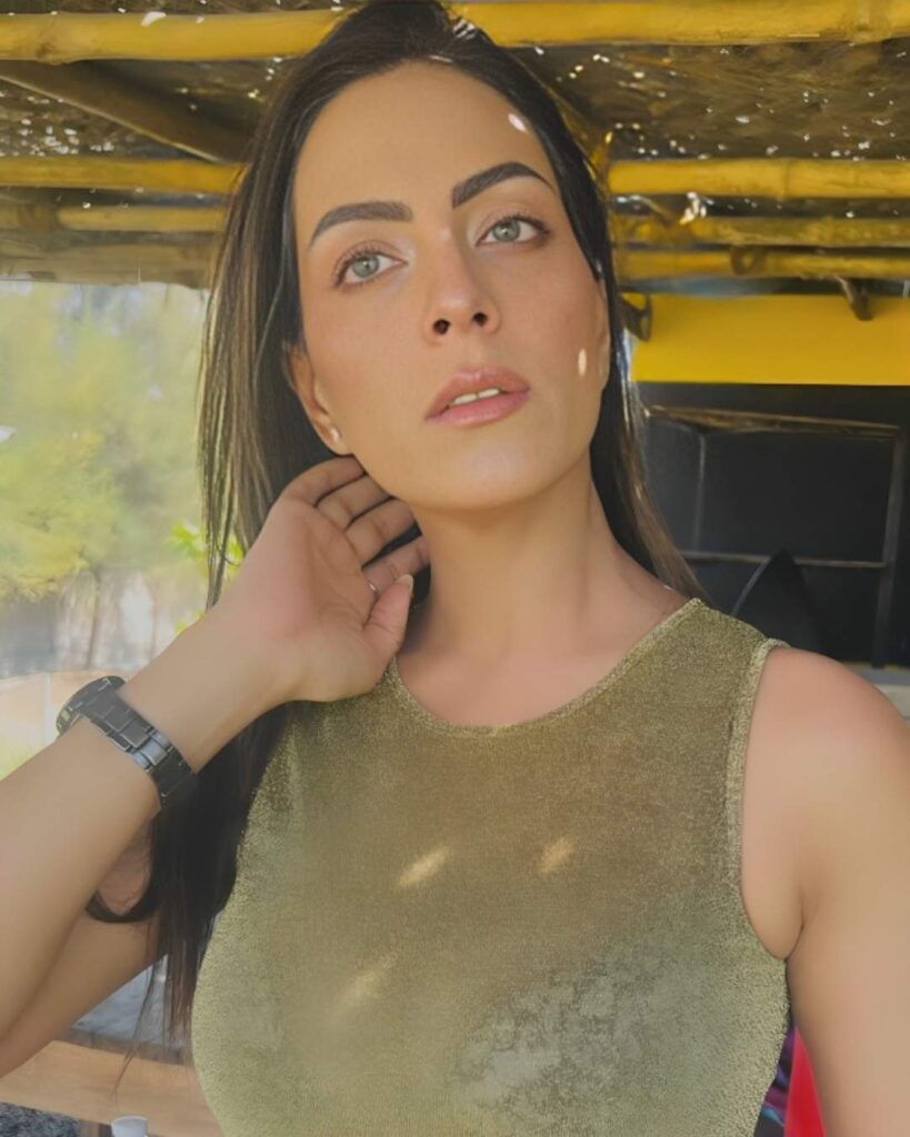 Noor Malabika posing for a professional portrait photoshoot