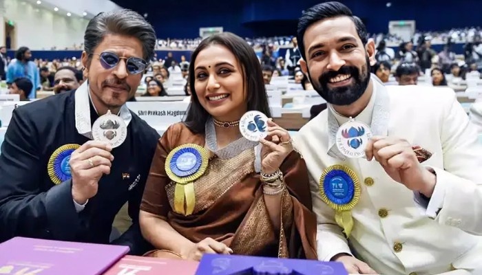 Celebrities from Indian cinema displaying their medals at the National Film Awards ceremony