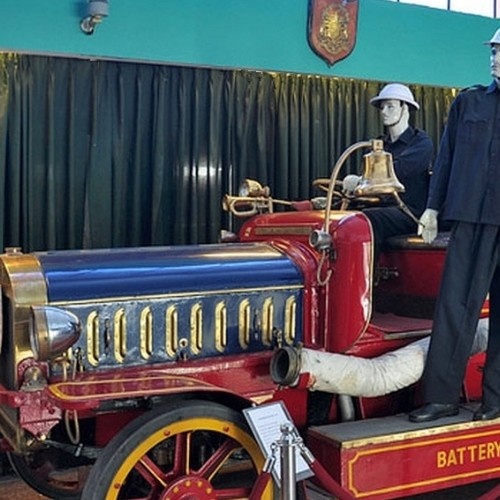 Morris vintage fire engine