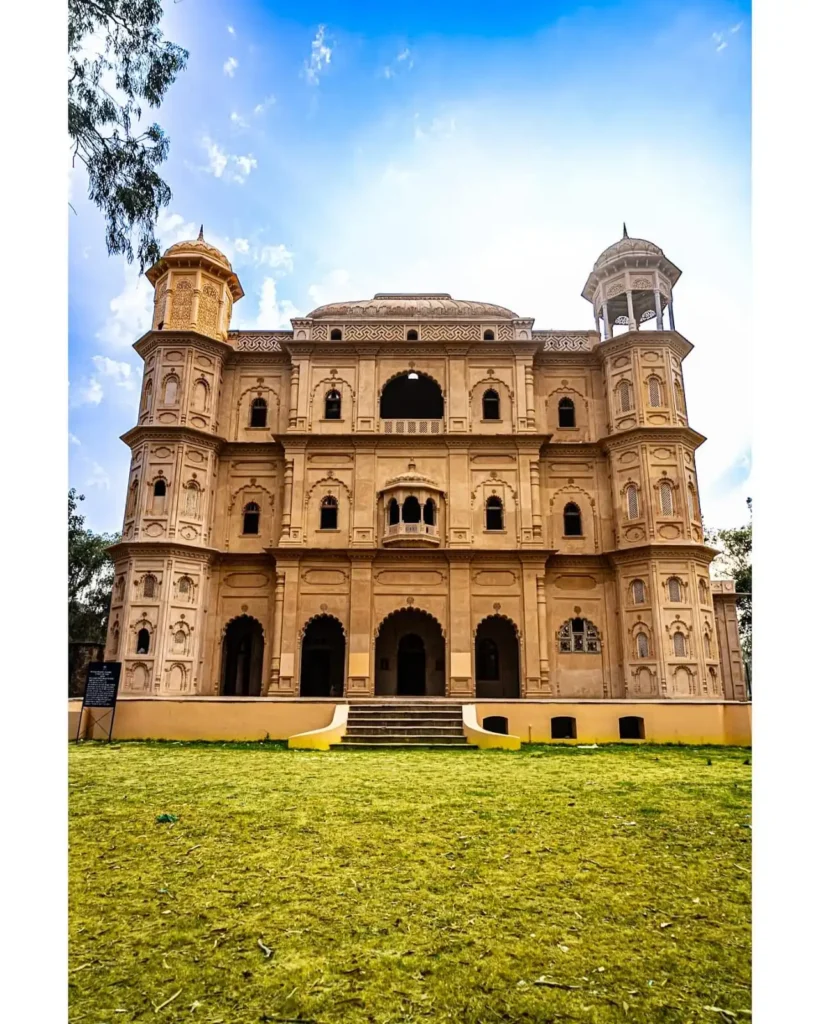 Butler Palace