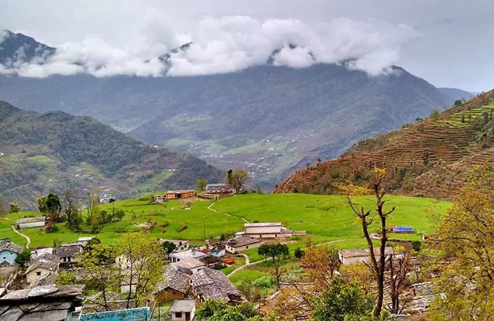 Sari Village