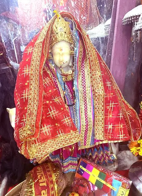 Have Darshan of Maa Dunagiri